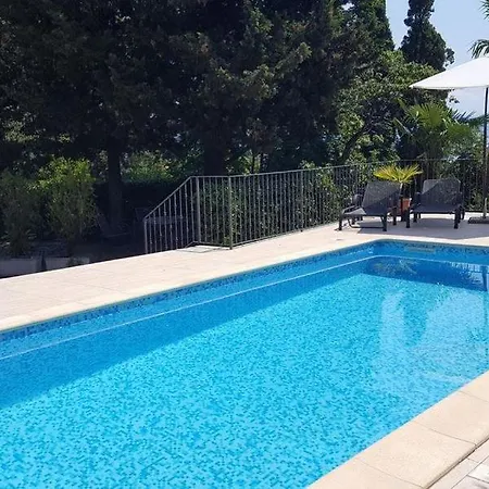 All For You - With A Swimming Pool Apartment *